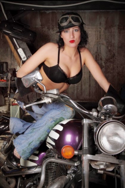 pictures women on motorcycles sexy pics Doggy style sex shows